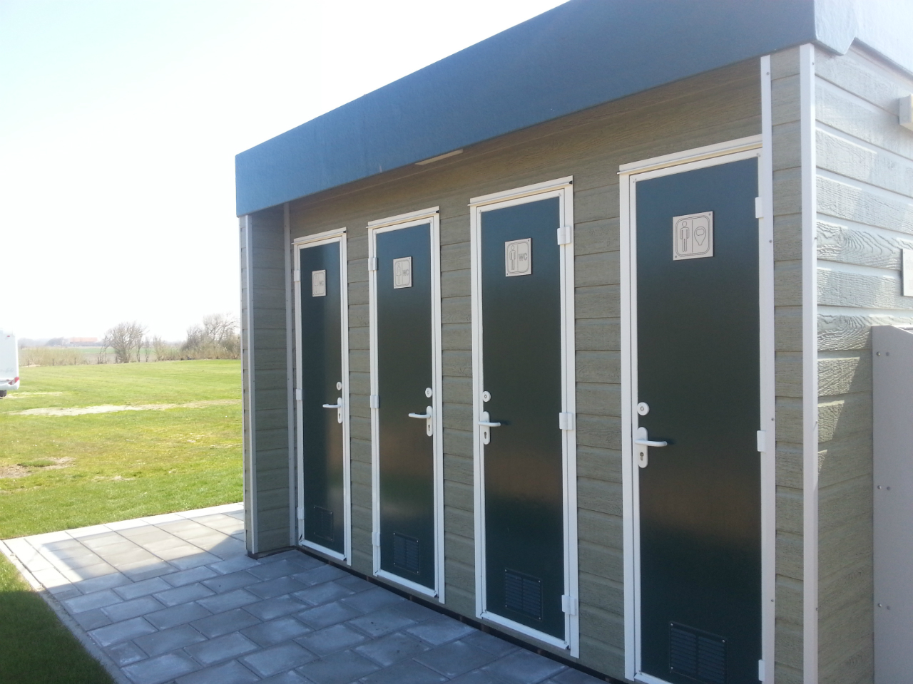 Camping in Domburg - Toiletunit op minicamping Noordduin
